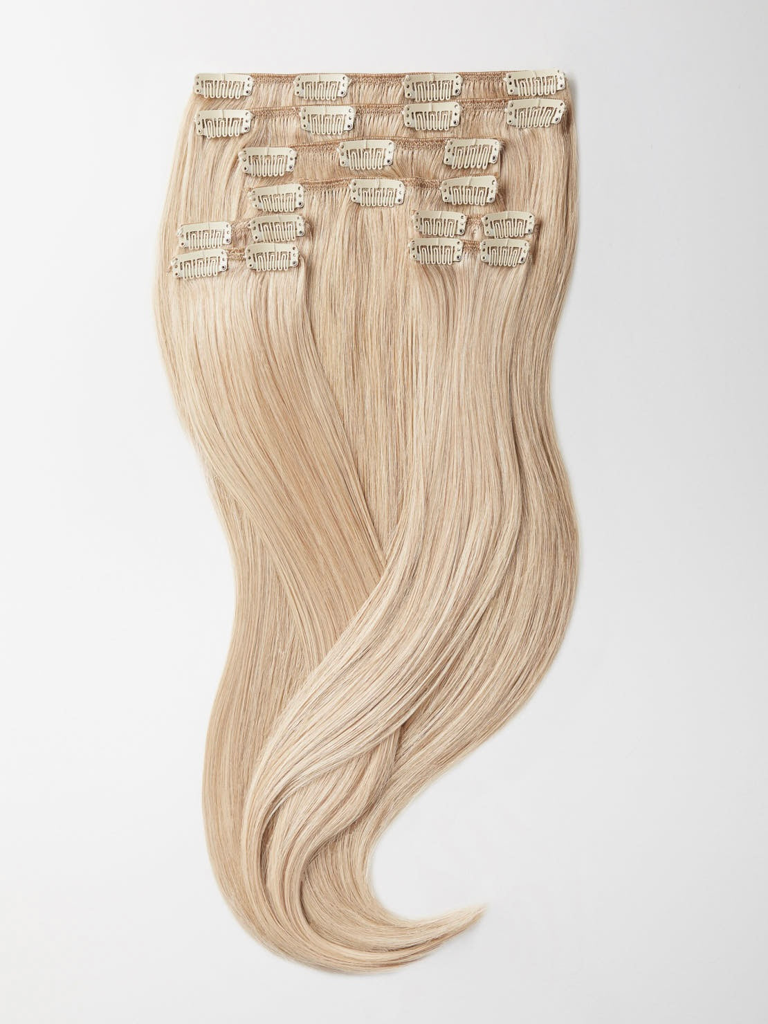 Clip in Extensions - luxury Qualität - Maximum Volume 8-teilig 24 feature image - 9beb79f7bf415c1007e323ee9154f5149c5f7cc9c7ee8b9435c2c44730cac6f7